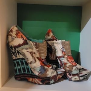 Bamboo Wedges